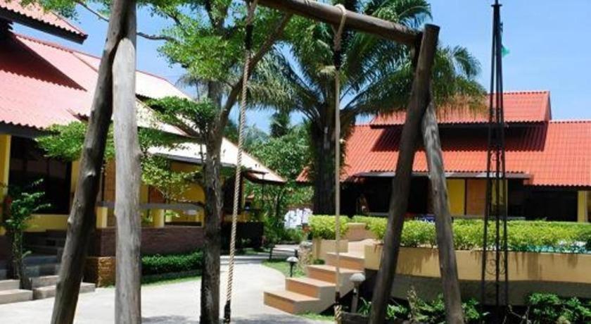 Tanisa Resort Chumphon Exterior foto