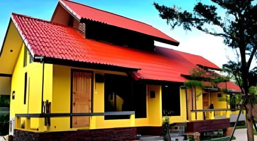 Tanisa Resort Chumphon Exterior foto